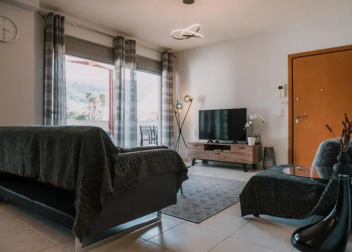 Pleasure Ii * Náuplia